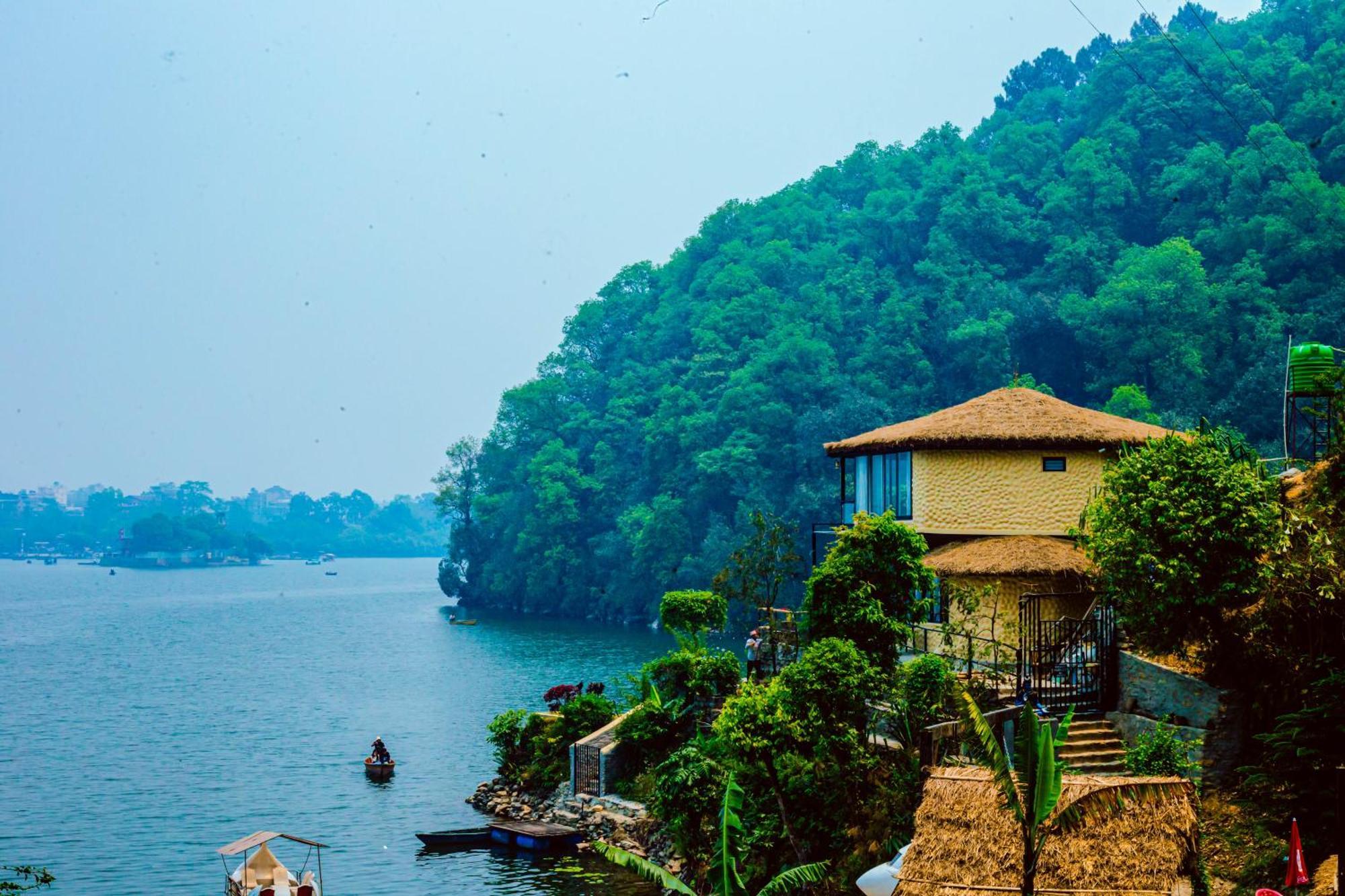 The Hideout Villa Pokhara Bagian luar foto